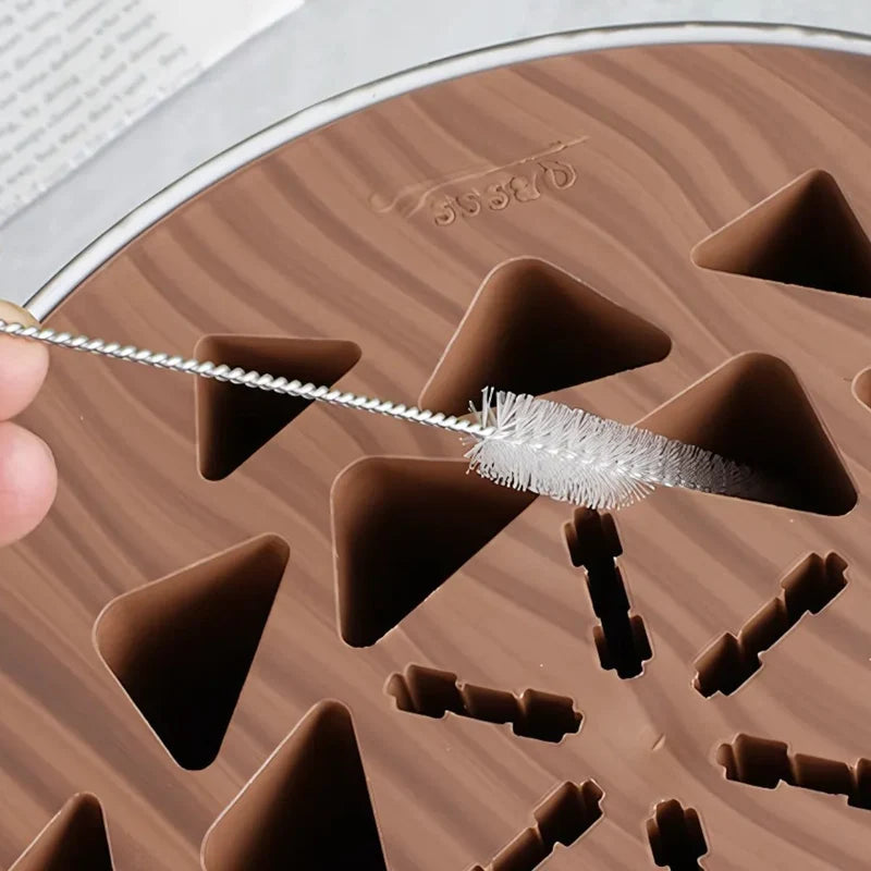 Set 24 Cubiertos Acero Inoxidable + Estuche en forma de huevo